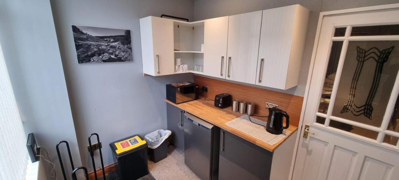 The Studio At Emtb&B Cymmer Екстериор снимка